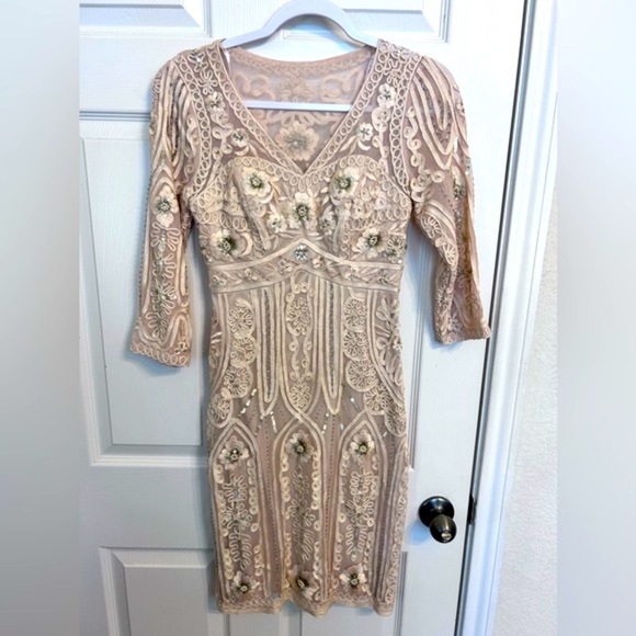Sue Wong Nocturne, Soutache Embroidered Beaded Dress, Size 0 in Champagne Sue Wong Nocturne, Soutache Embroidered Beaded Dress, Size 0 in Champagne